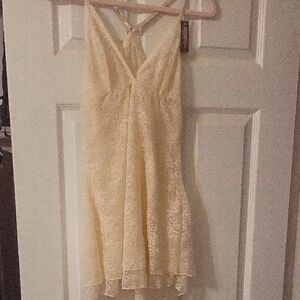 Cosmopolitan 2 Pc Set Elegant Cream Lace Dress Nwt